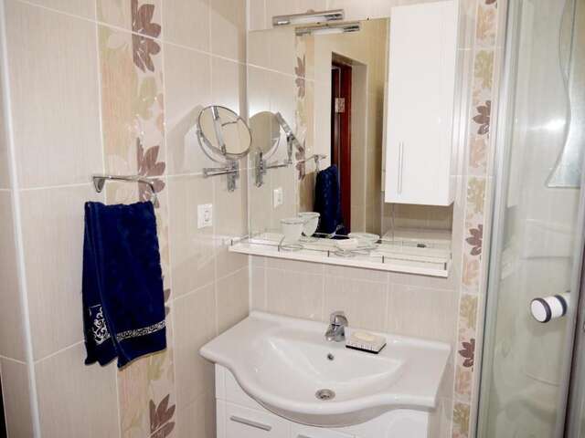 Апартаменты Apartment on Rodostovza Алматы-38